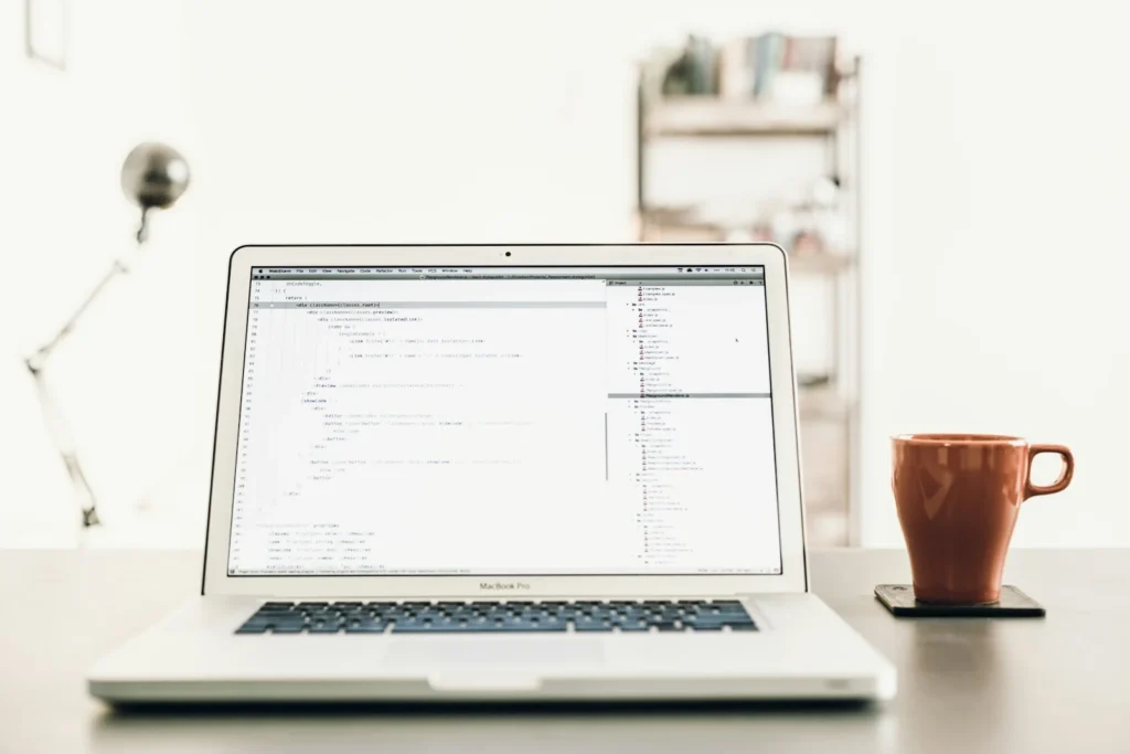 5 Privacy Browsers to Use if You’re Tired of Ads and Tracking 5 Privacy Browsers to Use if You're Tired of Ads and Tracking