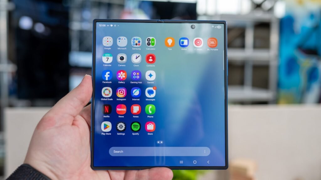 7 Ways to Get the Most Out of Your Galaxy Z Fold 7