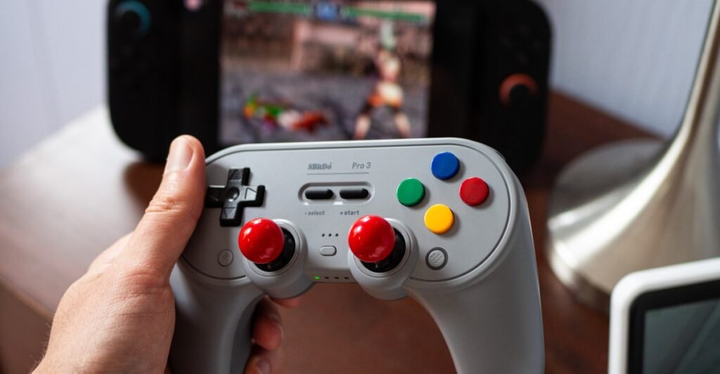 8BitDo Pro 3 review: better specs, more customization, minor faults