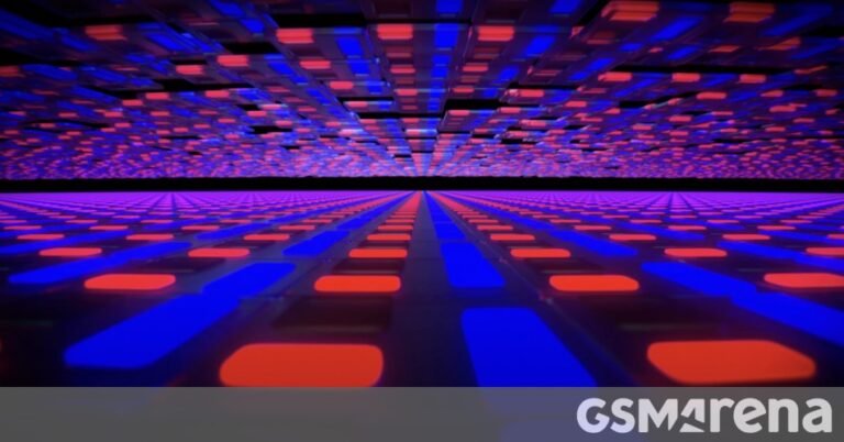 Apple is considering tandem OLEDs for its 2028 iPhones