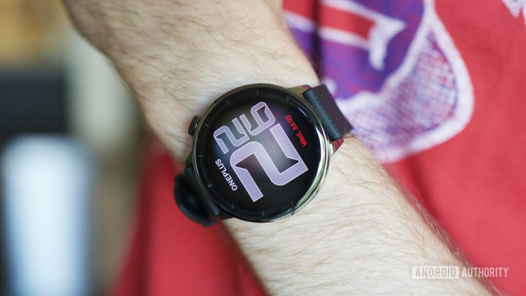 Someone wearing the OnePlus Watch 3 (43mm).