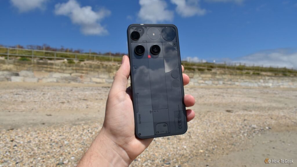 Nothing Phone 3 Flunks iFixit’s Repairability Test