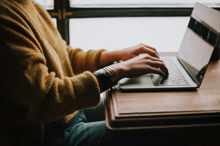 ChatGPT Study Mode vs NotebookLM: Which Study Tool Is Better?