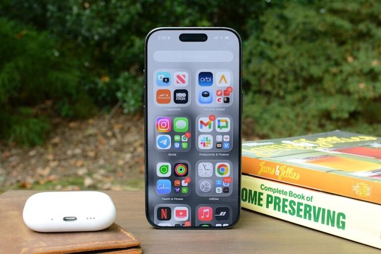 How to record a phone call on an iPhone