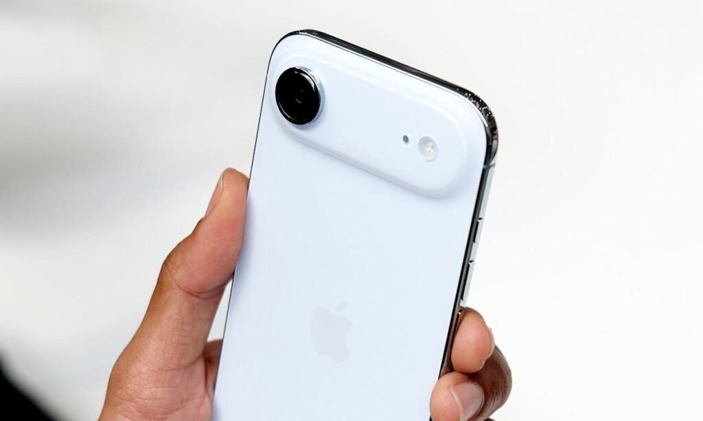 The iPhone Air is a great advertisement for the iPhone 17