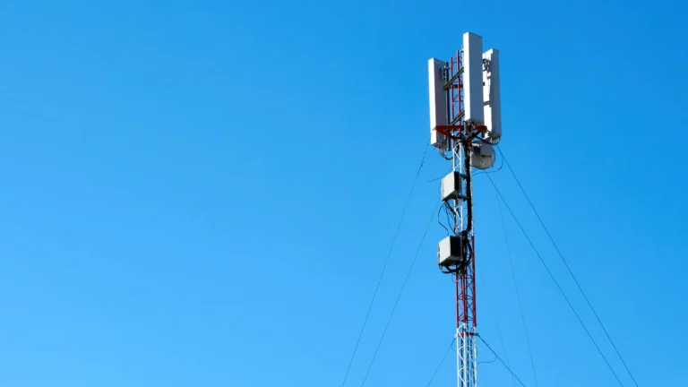 The San Antonio Cell Tower Fires and the 5G Conspiracy Behind Them