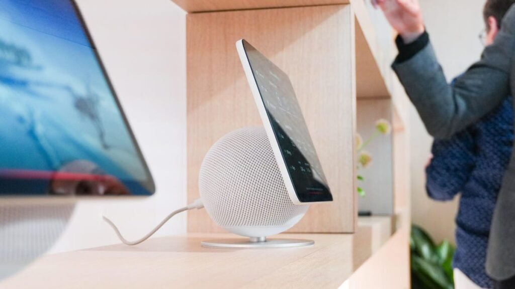 Amazon event 2025 live: Reactions to Echo Dot, Kindle Scribe Colorsoft, Fire TV, more