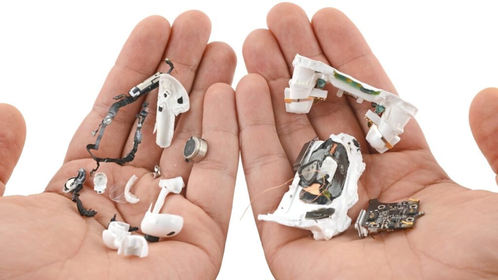 Apple AirPods Pro 3 get 0/10 repairability in iFixit teardown