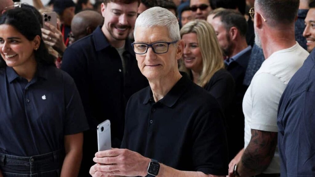 Apple hardware chief John Ternus leading CEO successor candidate