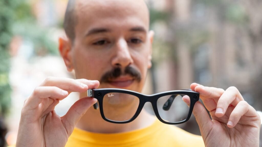 Can Smart Glasses Save AI Gadgets From Certain Doom?
