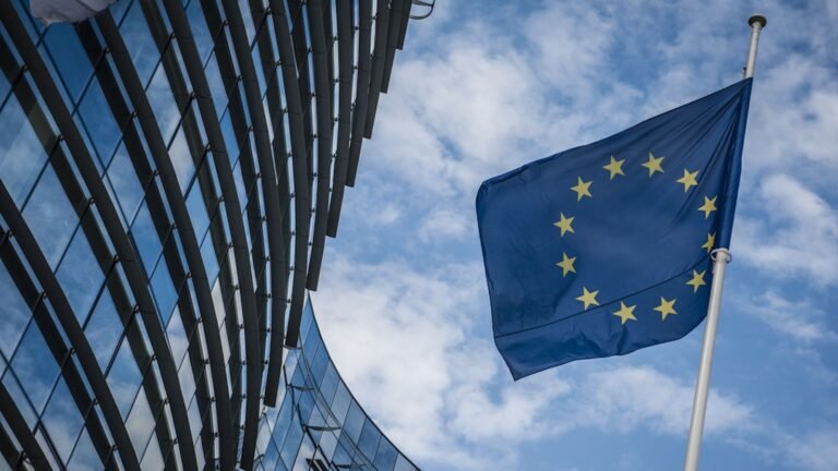 EU, Apple and Meta near settlements after €700m fines