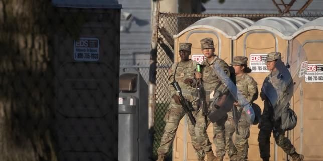 Trump sends 200 Texas Guard to Illinois amid lawsuit