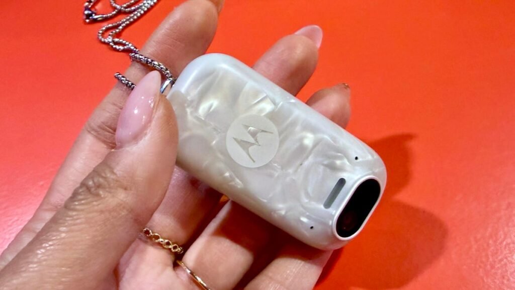 I've tested Gemini, ChatGPT, Copilot, and others - Lenovo might have all AI assistants beat