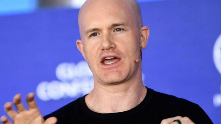 Senators Postpone Crypto Market Bill as Coinbase Flexes Its Muscle in Washington