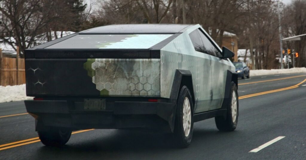 Tesla Loses Its EV Crown to BYD as Sales Keep Dropping Tesla Loses Its EV Crown to BYD as Sales Keep Dropping