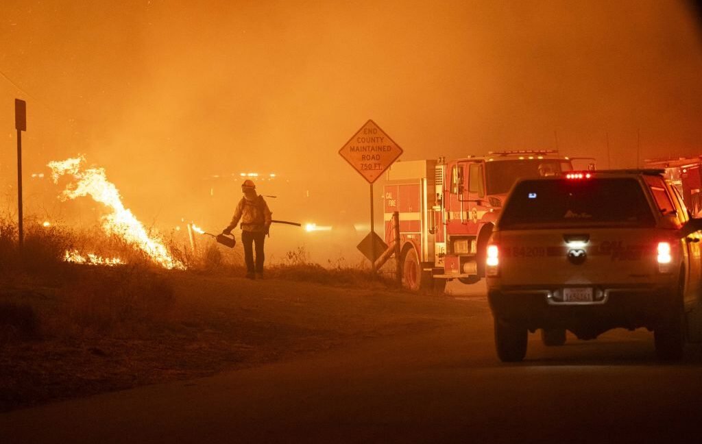 Califiornia Fire Firefighters do a prescribed burn ahead of an oncoming new wildfire called 'Hughes Fire' as it tore through northern Los Angeles County, burning over 9,000 acres just hours after it was first reported in California, United States on January 22, 2025.