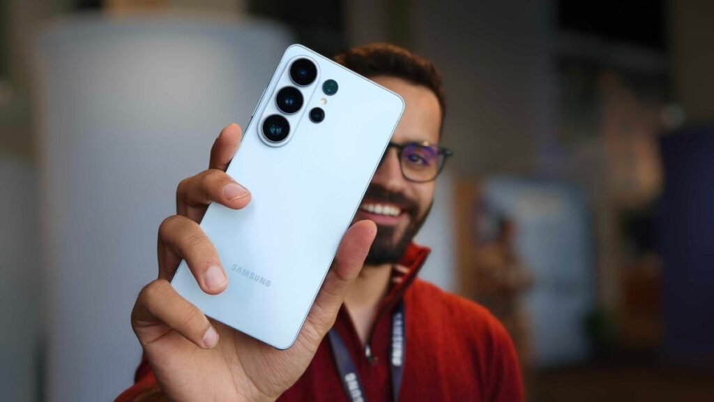 Get $200 off a new Galaxy S26 phone when you preorder at Best Buy - here's how