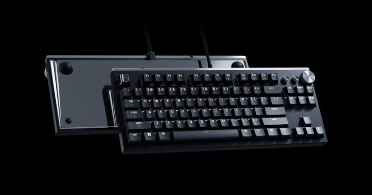 Razer’s new limited-edition Huntsman keyboard offers you a premium build at an equally premium price
