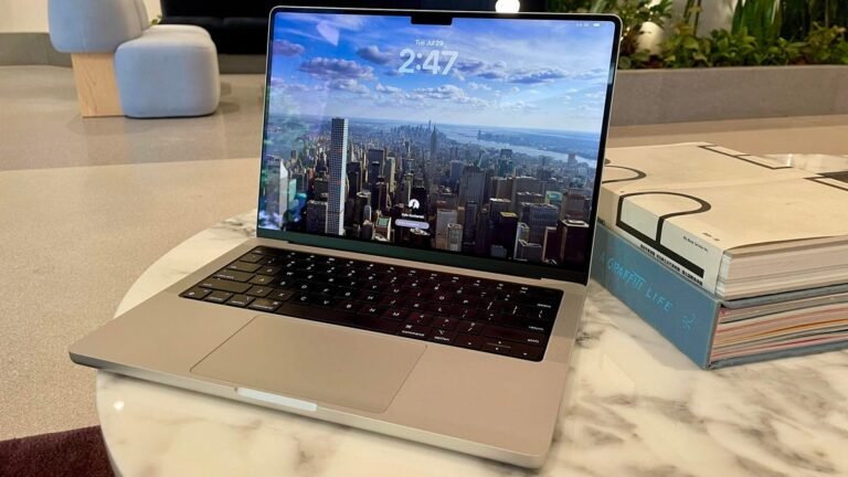 Should you buy a refurbished MacBook in 2026? I did the math, and here’s my advice