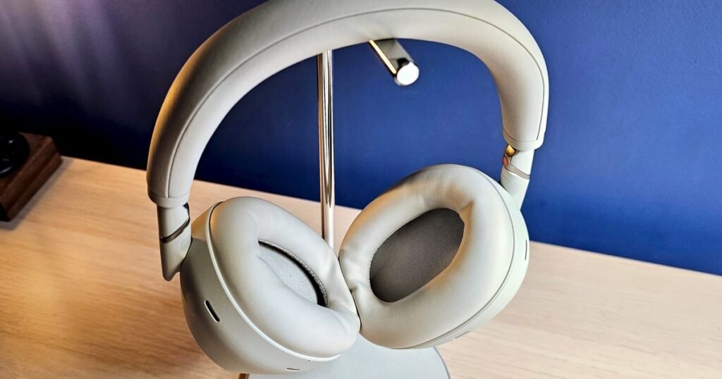 Sony has a new headphone lined up, and it looks familiar