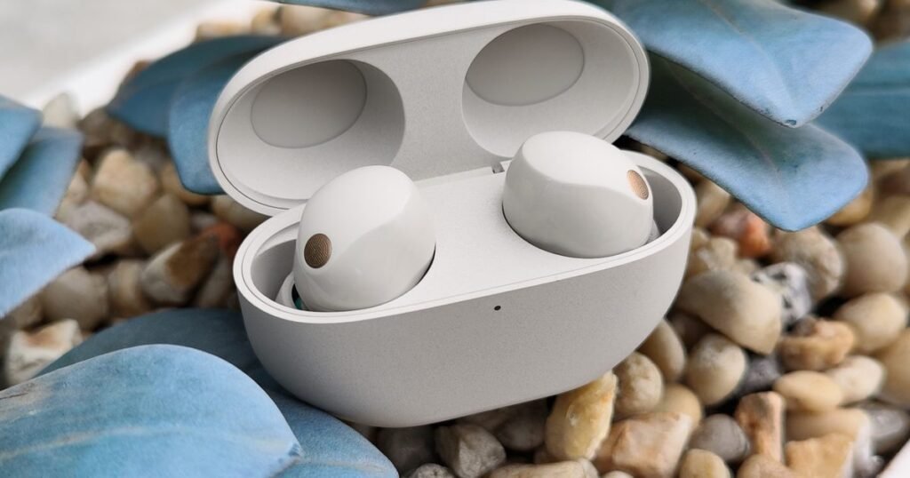 Sony leak shows a new look for upcoming WF-1000XM6 earbuds and a big audio upgrade