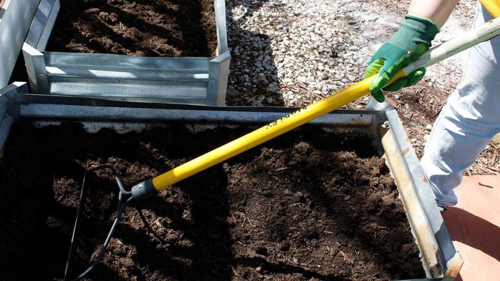 5 gadgets I'm buying this spring to grow my green thumb (and they're on sale)