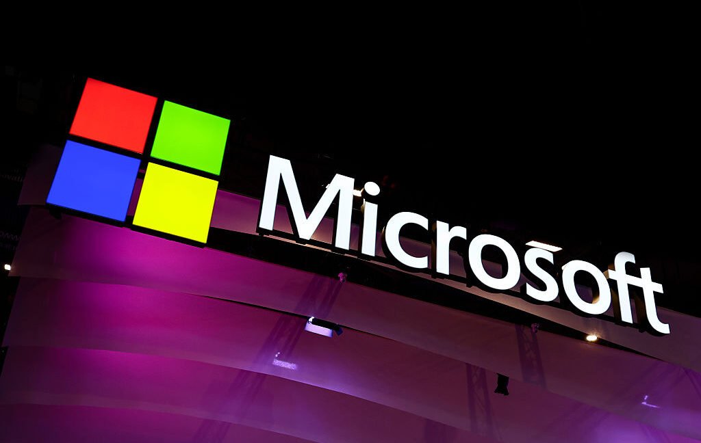 Federal cyber experts called Microsoft’s cloud a “pile of shit,” approved it anyway Federal cyber experts called Microsoft's cloud a "pile of shit," approved it anyway