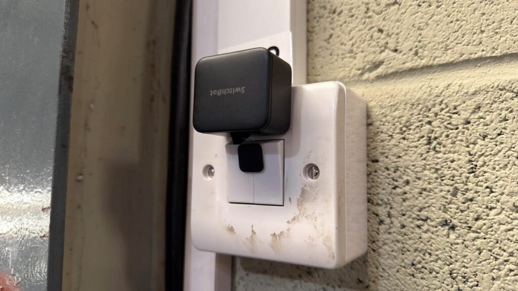 I set up smart switches to power my home, and they've made this lazy man into a genius