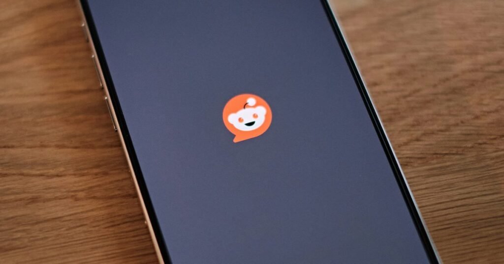 Reddit wants to check if you’re using the iPhone’s Face ID camera Reddit wants to check if you're using the iPhone's Face ID camera