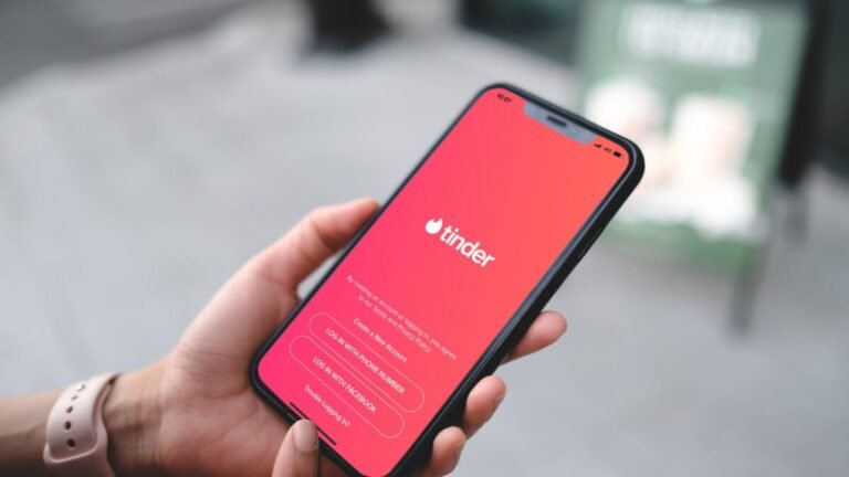 Tinder’s Solution to Dating App Burnout Is More AI