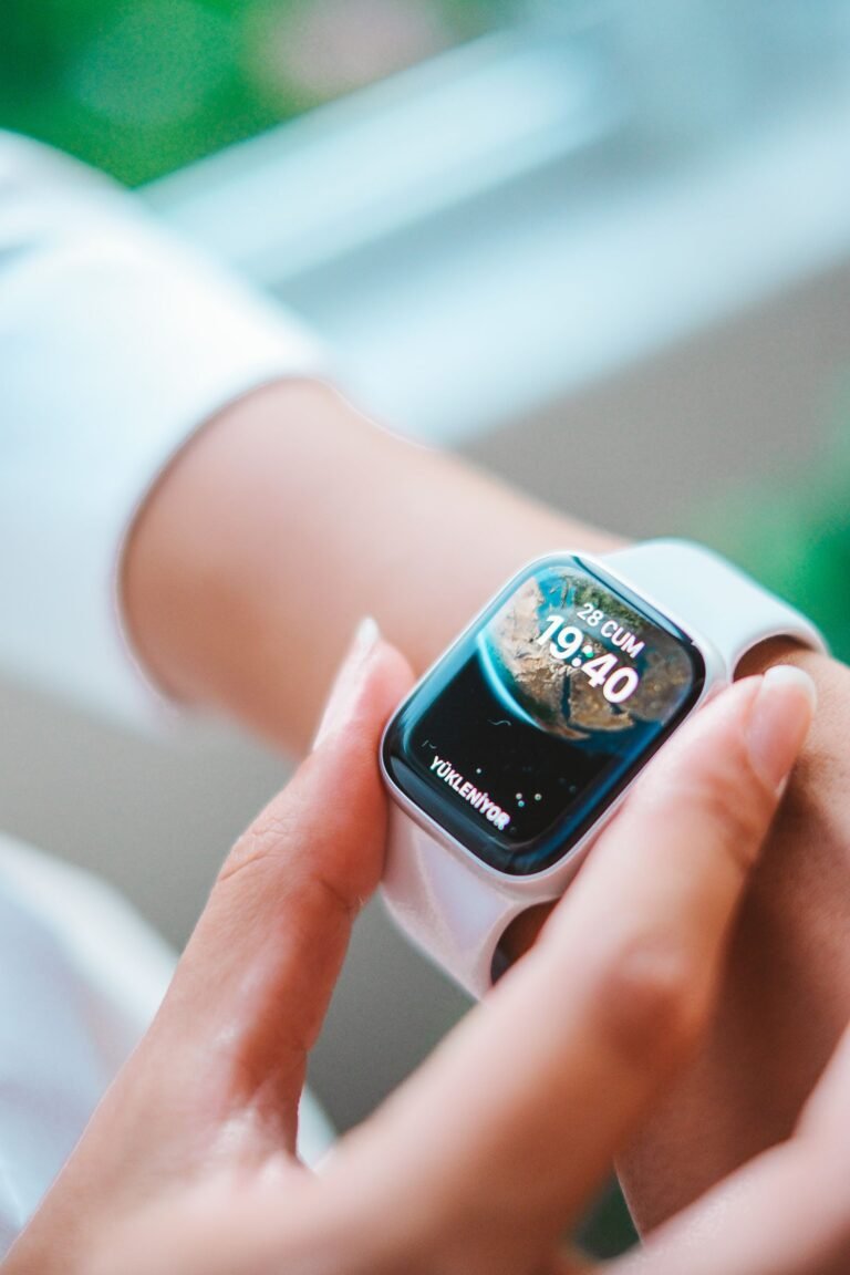 Best Smartwatch for Seniors in 2026