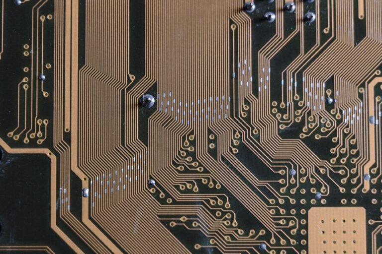 Anthropic Is Reportedly Building Its Own AI Chip, and Samsung Wants In