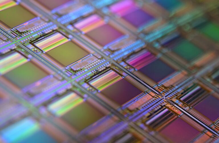 Qualcomm’s New Chip Can Run a 30 Billion Parameter AI With No Cloud. The Catch Is the Price