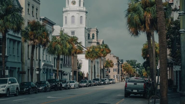 South Carolina vs Michigan: Which State Is Better to Live In?