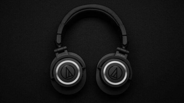 The Beats 360 Match the AirPods Max on Almost Everything, for $200 Less