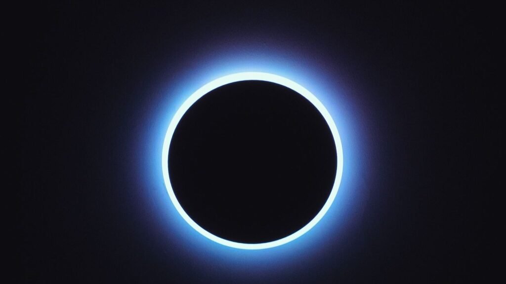 NASA’s “Project Anchor” Never Existed. The Date It Picked Is Why So Many People Believed It. Total solar eclipse showing the sun's corona in a dark sky, the real astronomical event behind the Project Anchor gravity hoax