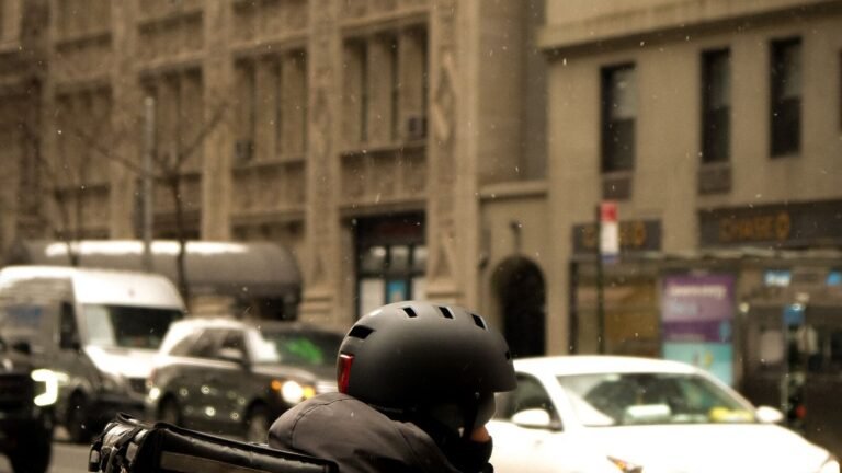 DoorDash Owes 264,000 Dashers $131.5 Million. Most of It Is an Argument About Waiting Around.