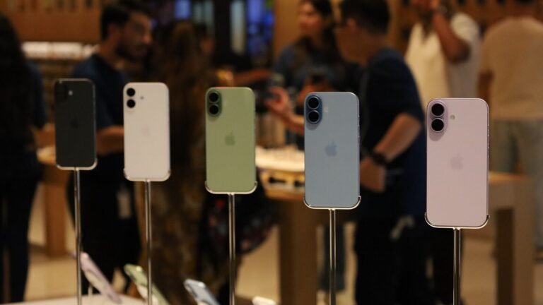 iPhone 16 vs iPhone 17: Is the Upgrade Worth $100?