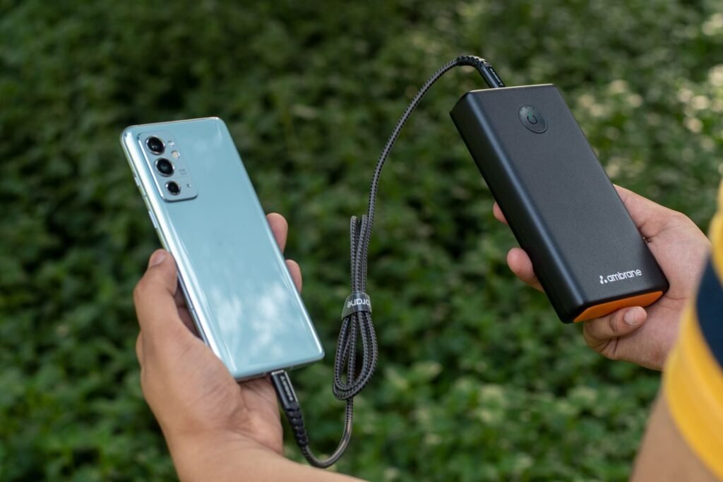 Vivo Put 10,000mAh in a Mid-Range Phone. Filling It Takes Four Hours.