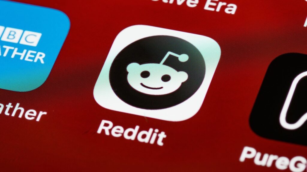 Reddit app icon on a smartphone home screen